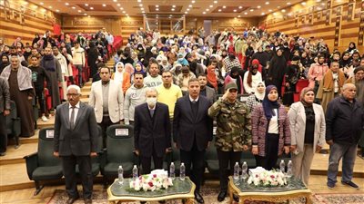 محافظ المنيا يسلم 100 جهاز عروسة مقدمة من البنك الزراعي المصري