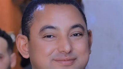 ناصر عثمان: برنامج الحكومة «طموح» ويلبي تطلعات المصريين