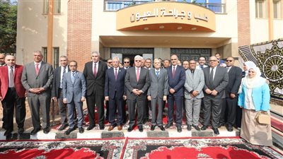 وزير التعليم العالي يفتتح عددًا من المشروعات الصحية والتعليمية بجامعة المنيا