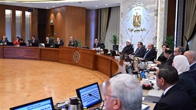 الموافقة على طلبات لتخصيص قطع الأراضي لعدد من الشركات بنظام البيع بالدولار