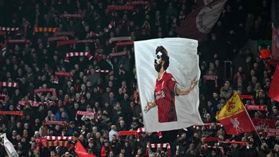 تقرير إنجليزي: صلاح يخطط لتمديد تعاقده مع ليفربول.. والدوري السعودي يترقب