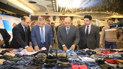 افتتاح «دكان الفرحة» لتوفير الملابس الجاهزة بالمجان في سوهاج