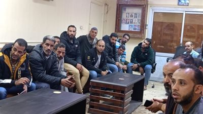 وزارة العمل: تسوية ودية تعيد مستحقات 16 عامل بشركة بسوهاج