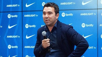 سبورت: برشلونة مجبر على بيع أبرز نجومه وديكو أشد المعارضين