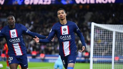 تقارير.. صراع ألماني إنجليزي على ضم موهبة باريس سان جيرمان