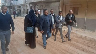 محافظ المنيا يتابع أعمال الرصف ورفع كفاءة شوارع المنيا وملوى ومطاى