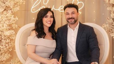 دعواتكم لنا بالخير.. أول تعليق لـ مي فاروق على خطبتها من محمد العمروسي (صورة)