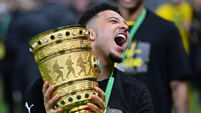 بوروسيا دورتموند يتم صفقة جديدة من مانشستر يونايتد