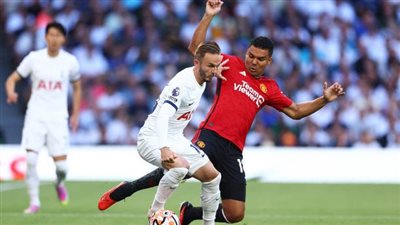 مانشستر يونايتد يستعد لمواجهة توتنهام في قمة الدوري الإنجليزي