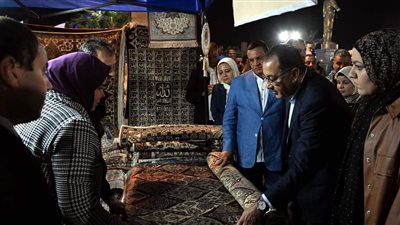 تفاصيل تفقد رئيس الوزراء معرض «أيادي مصر»