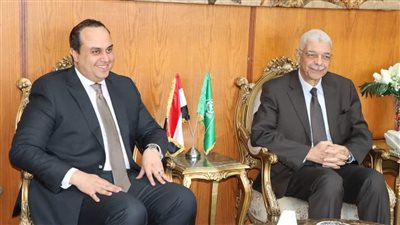 تفاصيل لقاء رئيس جامعة المنوفية وقيادات وزارة الصحة.. لهذا السبب