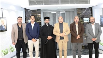 وفد الكنيسة الكاثوليكية يقدم التهنئة لمحافظ أسوان بمناسبة العيد القومى للمحافظة 