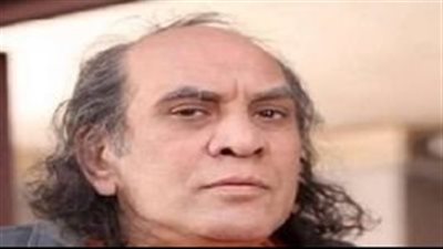 وفاة والد الفنان منير مكرم.. وهذا موعد ومكان الجنازة 