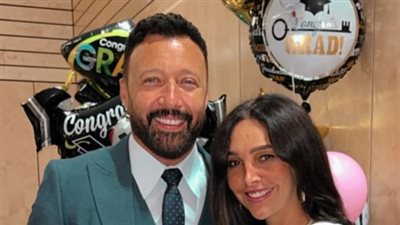 أحمد فهمي يرد على شائعات انفصاله عن زوجته المطربة أميرة فراج (صورة)