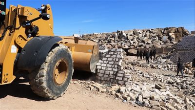 بالعناوين.. محافظ أسوان يتابع نتائج إزالة التعديات على أراضى أملاك الدولة