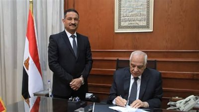 عاجل.. محافظ الجيزة يعتمد نتيجة الفصل الدراسى الأول للشهادة الإعدادية بنسبة نجاح 80.87%