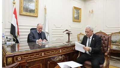 أيمن موسى: حلوان تتصدر قائمة أوائل الإدارات التعليمية بالشهادة الإعدادية وتليها القاهرة الجديدة