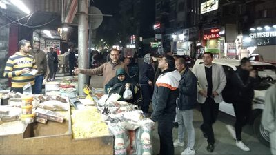 حملات مكثفة لرفع الإشغالات بشوارع المنيا تسفر عن 60 محضرا