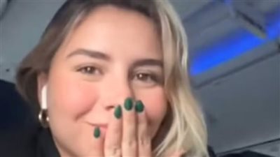 على التيك توك.. امرأة تشارك حيلة ذكية لمنع الركاب من الجلوس بجوارها 