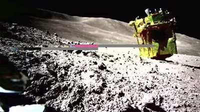 مركبة الهبوط اليابانية على سطح القمر تعود للحياه بشكل غير متوقع