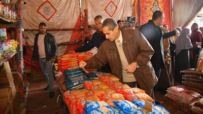 محافظ الغربية يفتتح منفذ «معا ضد الغلاء» لبيع السلع بأسعار مخفضة بكفور بلشاي