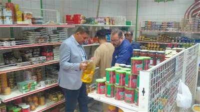 ضبط 122 مخالفة متنوعة خلال حملات على المخابز البلدية والأسواق بالمنيا 