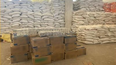 الداخلية تضبط 300 طن سكر تمويني داخل مخزن غير مرخص بأسيوط