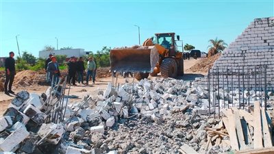 محافظ المنيا: إزالة 75 حالة تعد على الأرض الزراعية وأملاك الدولة