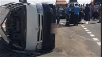 بالأسماء.. مصرع وإصابة 4 أشخاص في حادث انقلاب ميكروباص بسوهاج