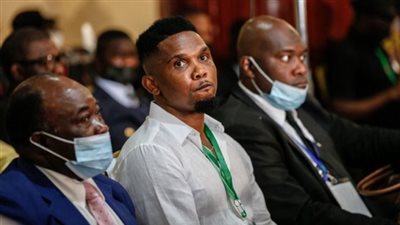 رسميًا.. صامويل إيتو يستقيل من رئاسة الإتحاد الكاميرونى والمجلس يرفض رحيله (صورة)