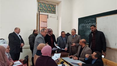 وكيل تعليم كفر الشيخ يشهد تنفيذ مسابقة أوائل الطلبة للشهادة الثانوية العامة