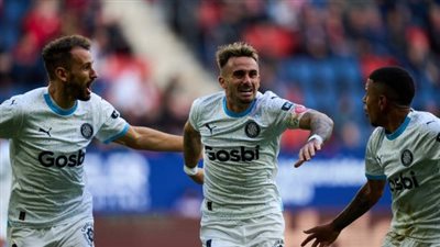 برشلونة يستهدف تعزيز وسط ملعبه بضم نجم جيرونا