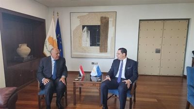 وزير الخارجية ونظيره القبرصي يبحثان سبل الارتقاء بالعلاقات الاستراتيجية والأزمة في غزة