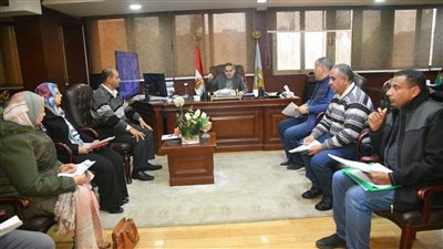 محافظ الغربية يناقش الموقف التنفيذى لمشروعات زفتى والسنطة وقطور وكفر الزيات