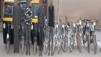 تفاصيل القبض على تشكيل عصابي تخصص سرقة الدراجات النارية بالغربية