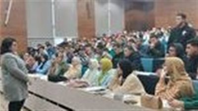 المشرف الأكاديمي بجامعة المنوفية الأهلية تتابع الدراسة بالتيرم الثاني وتجري حوارا مع الطلاب 