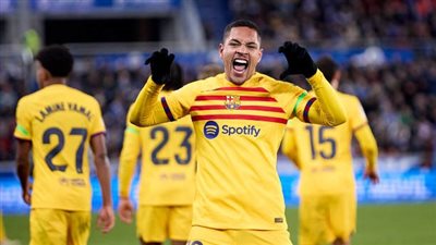 برشلونة يستقبل غرناطة في الجولة الـ 24 من الدوري الإسباني