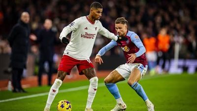 مانشستر يونايتد ينتصر على أستون فيلا بصعوبة في الدوري الإنجليزي