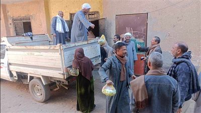 ضمن مبادرة خفض الأسعار.. الدفع بكمية كبيرة من السلع المخفضة في المنيا