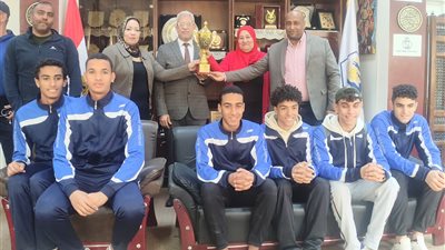 مدير تعليم القاهرة يكرم الطلاب الفائزين ببطولة درع الجمهورية للمدارس الرياضية