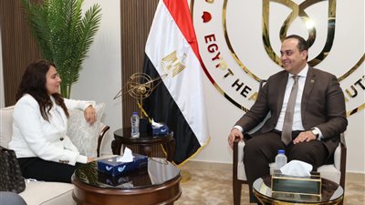 رئيس هيئة الرعاية الصحية يلتقي وكيل لجنة العلاقات الخارجية في مجلس النواب 