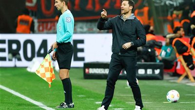 أسطورة بايرن ميونيخ السابق: على تشابي رفض تدريب ليفربول