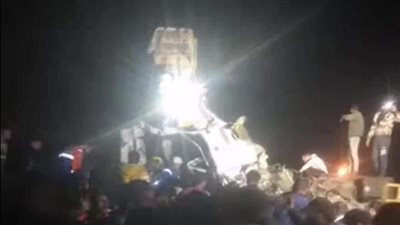 دماء على الأسفلت.. تفاصيل مصرع 15 شخصًا وإصابة 7 بطريق مصر الإسكندرية الصحراوي 