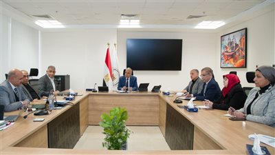 وزير الري يتابع موقف مشروع تحسين نوعية المياه بمصرف كيتشنر