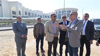 بالصور.. تفاصيل تفقد وزير الإسكان لمشروعات تطوير محاور الطرق بالقاهرة الجديدة