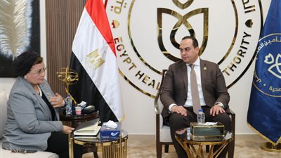 رئيس هيئة الرعاية الصحية يشيد بجهود مبادرة «الألف الذهبية» في الأقصر