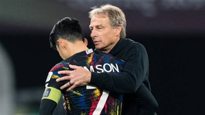 كوريا الجنوبية تعلن إقالة الألماني يورجن كلينسمان من تدريب المنتخب