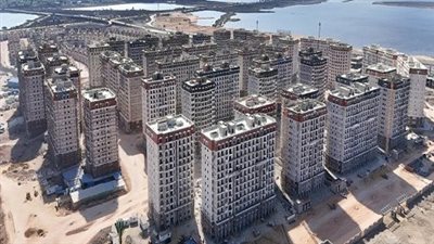 الموقف التنفيذي لمشروعات المرافق بالتجمع العمراني غرب كارفور بالإسكندرية ورشيد الجديدة بالبحيرة