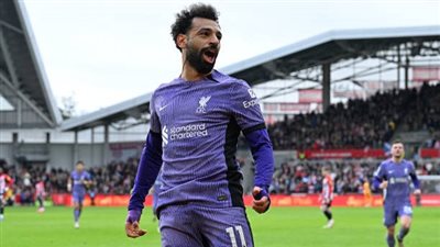 الهداف التاريخي للبريمرليج متغزلًا في صلاح: يا له من لاعب لا يصدق