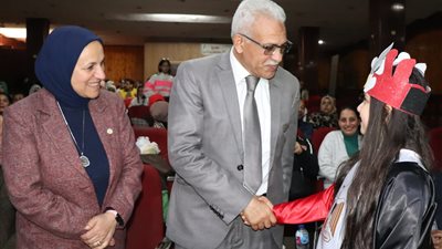 مدير تعليم القاهرة يفتتح مهرجان «مسرحة المناهج»
